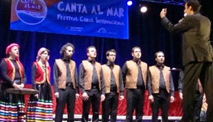 هر کس می‌تواند خواننده کر شود/ رهبر گروه کر آوای ماهان از حضور و کسب رتبه از فستیوال اسپانیا می‌گوید