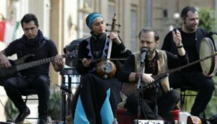 کنسرت رایگان رستاک در قلب تهران