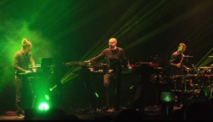موسیقی الکترونیک گروه «شیلر» در تهران اجرا شد 