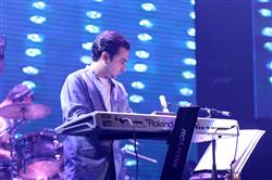 گزارش تصویری از کنسرت «میثم ابراهیمی» در تهران