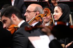 ارکستر سمفونیک تهران به روی صحنه رفت