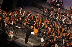 گزارش تصویری از سومین شب کنسرت «ارکستر ملی» در تهران