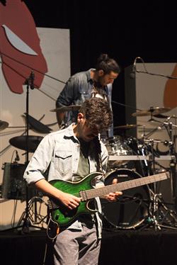 اجرای متفاوت گروه «داتار» در جشنواره موسیقی فجر