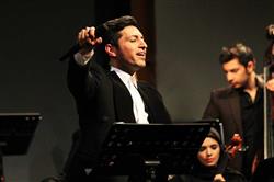 کنسرت «نوستالژی» ناصر چشم‌آذر به روی صحنه رفت