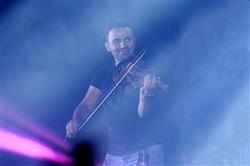 آخرین کنسرت تابستانی بابک جهانبخش برگزار شد 